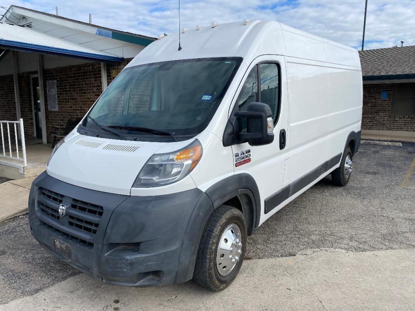 2017 White /Gray RAM Promaster (3C6TRVDG1HE) , located at 1687 Business 35 S, New Braunfels, TX, 78130, (830) 625-7159, 29.655487, -98.051491 - Photo#0